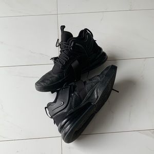 NIKE AIR MAX 270 MENS SIZE 9.5 US